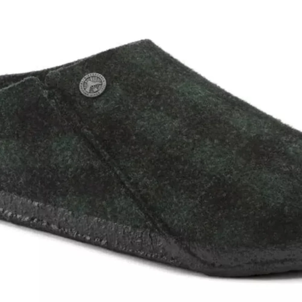 EUC Women's Green & Black Plaid Birkenstock Closed Toed Slide Clogs Size 38 - Picture 3 of 11